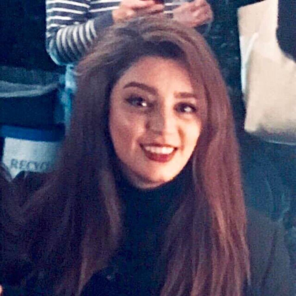 Meet your Posher, Hani